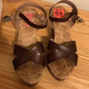 New Brown Jelly POP Wedges